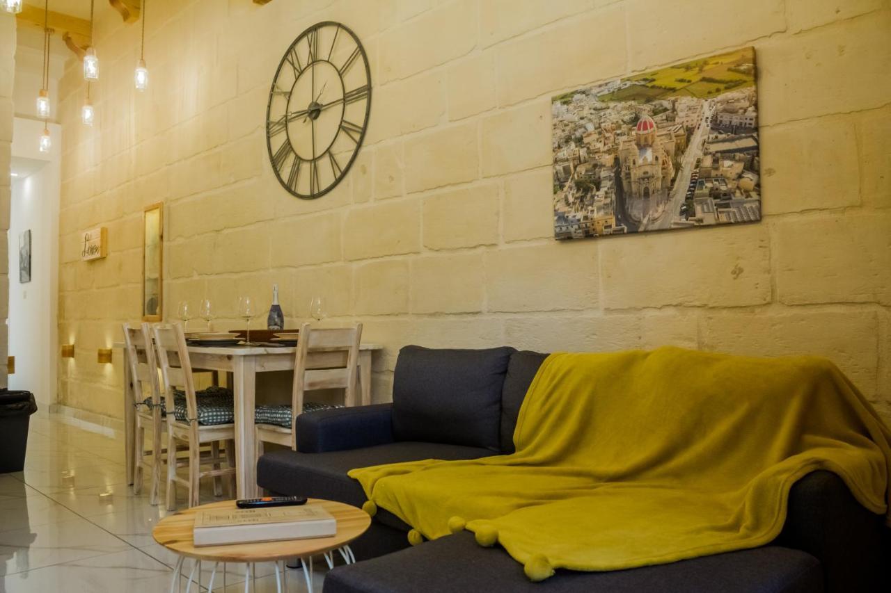 Ta' Gilard - Lovely Renovated Holiday Home Zabbar Exterior photo